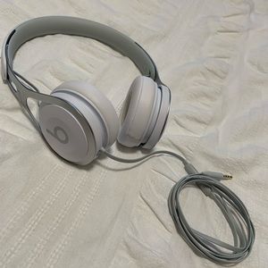 BARELY USED BEATS EP HEADPHONES!